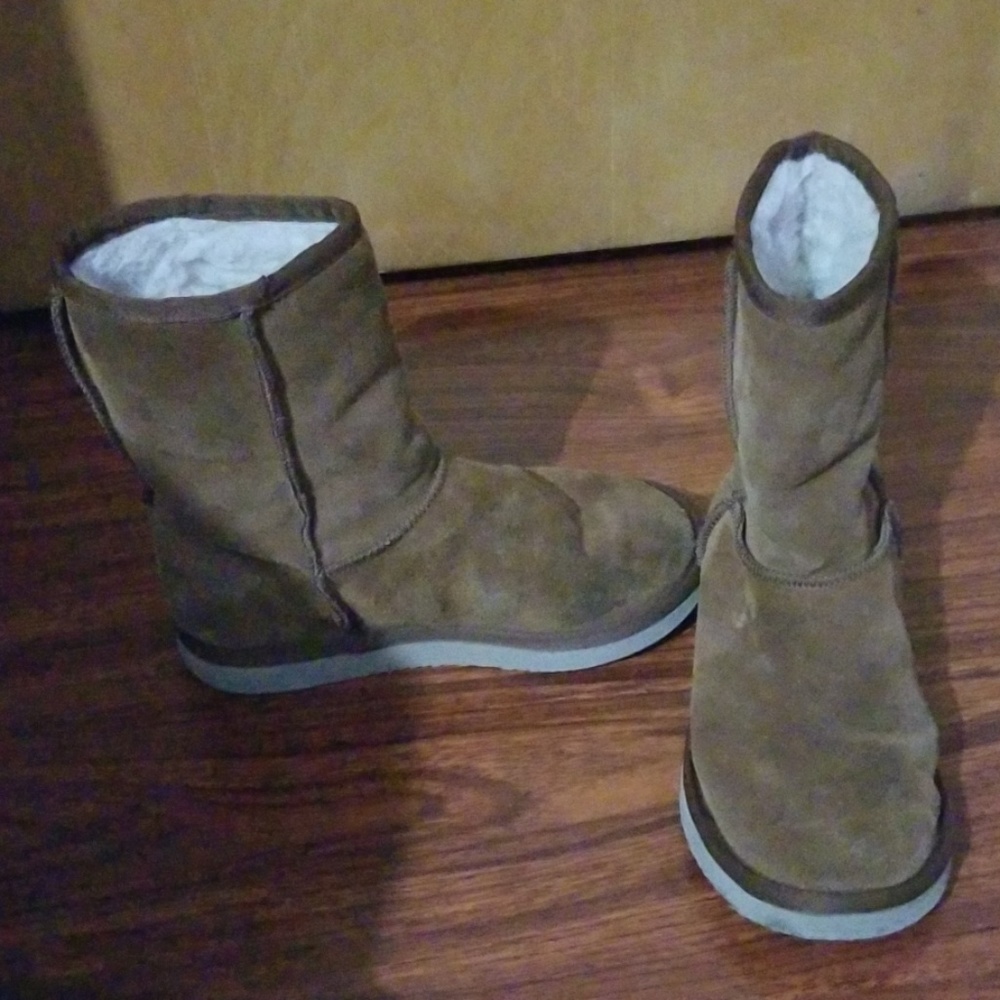 Steve Madden Boots